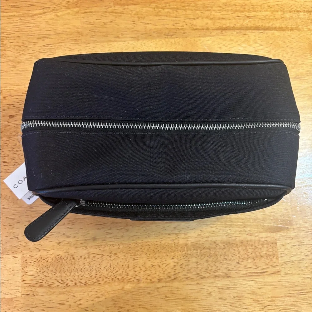 Coach toiletry bag - Picture 3 of 8